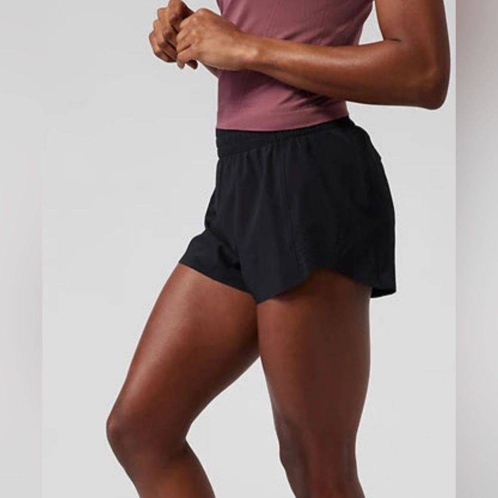 NWOT Athleta Hustle Black Shorts 3” Size 1X